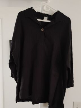 Black Collared Long-Sleeve Blouse - Classic Pullover